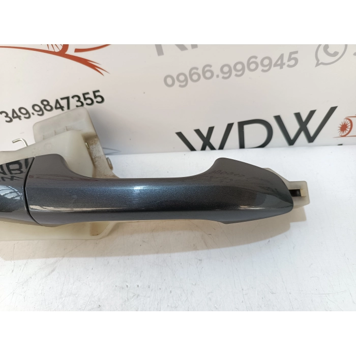 MANIGLIA ESTERNA APRI PORTA POSTERIORE DESTRO DX USATO KIA RIO (YB) 1.2 (DAL 2017 IN POI >)