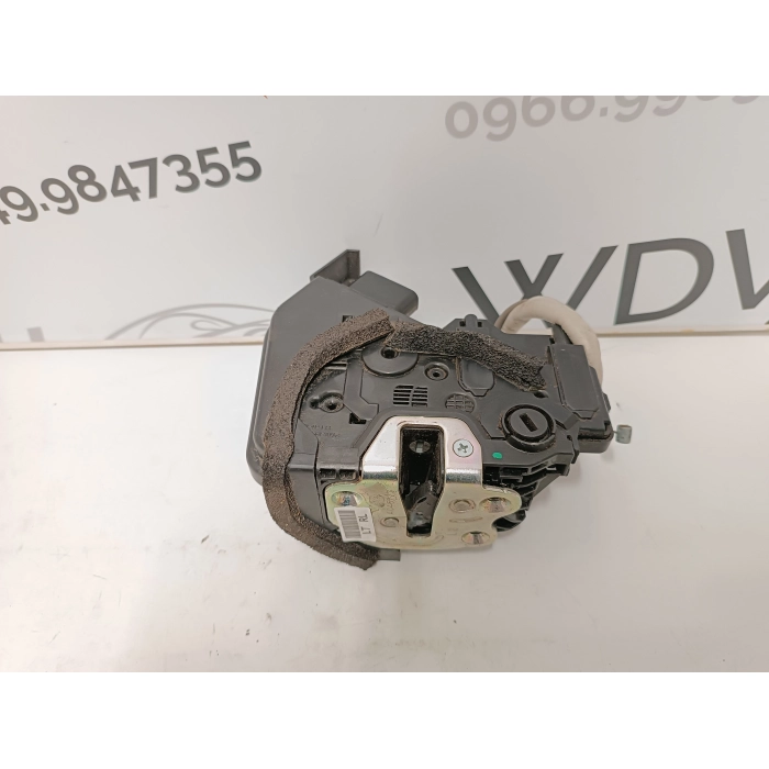 81410-H8010 SERRATURA CHIUSURA ELETTRICA PORTA POSTERIORE SINISTRO SX KIA RIO 2017 IN POI >