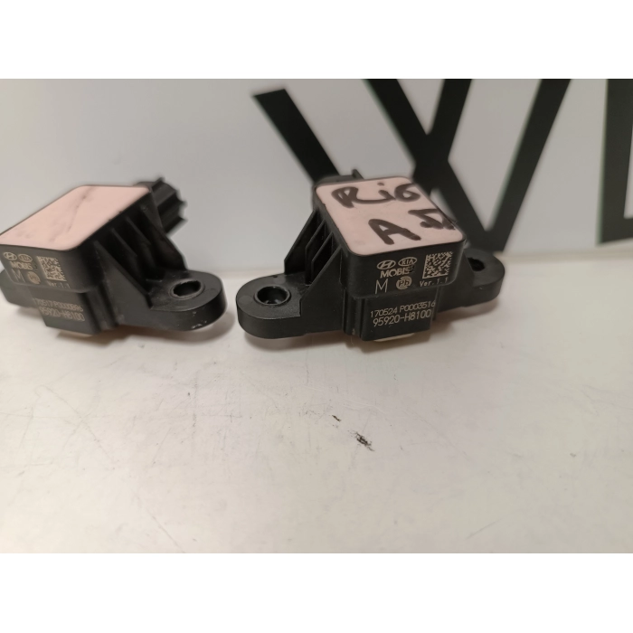 95920-H8100 SENSORE SENSORI CRASH PORTA DESTRA E SINISTRA AIRBAG KIA RIO DAL 2017 IN POI