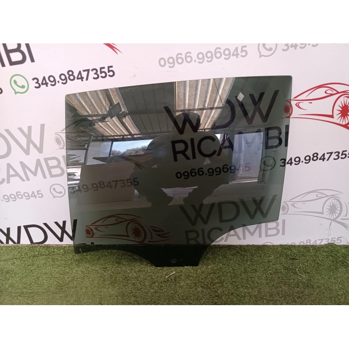 VETRO OSCURATO SCENDENTE POSTERIORE SINISTRO SX USATO BMW F20 SERIE 1 (2011\2019) 2015