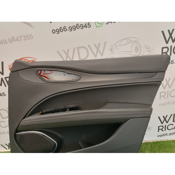 156197041 PANNELLO INTERNO IN PELLE PORTA ANTERIORE DESTRO USATO ALFA ROMEO STELVIO (949) (DAL 2016 IN POI >)
