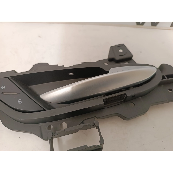 160006681 MANIGLIA INTERNA PORTA ANTERIORE ANT DESTRO DX ALFA ROMEO STELVIO 01561095740
