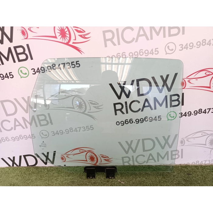 VETRO SCENDENTE POSTERIORE DESTRO DX USATO MITSUBISHI COLT Z30 CZ3 1.3 16V (04-08) 2004