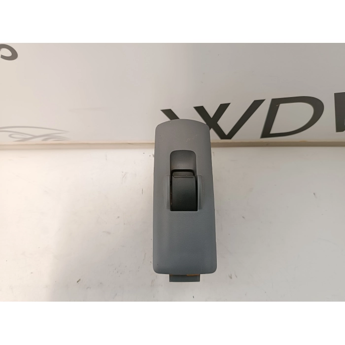 MN141019 PULSANTE INTERRUTTORE ALZAVETRO VETRO POSTERIORE DESTRO MITSUBISHI COLT 2004-2012