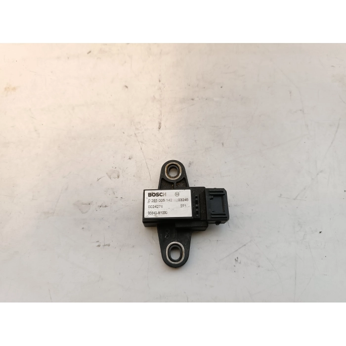 95640-M1200 CENTRALINA SENSORE DI ACCELERAZIONE KIA SORENTO 2.5 (2002\2009) 0265005142