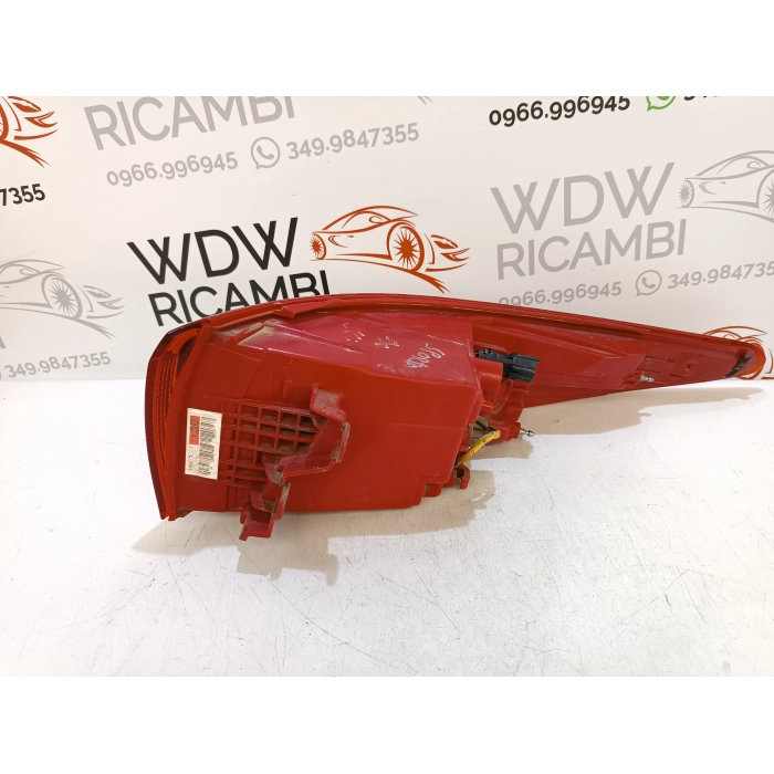 92401-F10 FANALE FANALINO STOP ESTERNO POSTERIORE SINISTRO KIA SPORTAGE (QL) 4° (2016\2021)