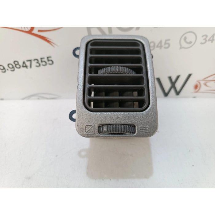SPC00427 BOCCHETTA ARIA CRUSCOTTO LATO DESTRO USATO MITSUBISHI L200 3° SERIE (1996\2005)