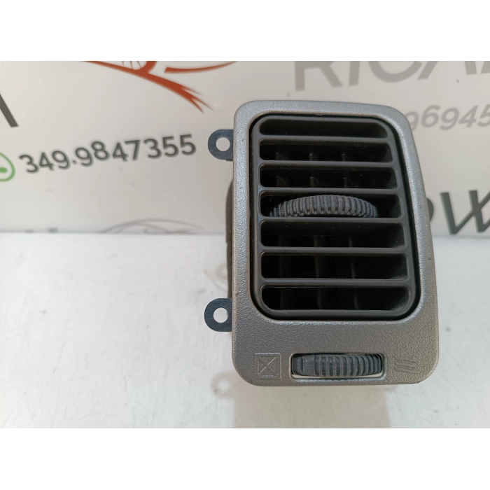 SPC00427 BOCCHETTA ARIA CRUSCOTTO LATO DESTRO DX MITSUBISHI L200 3° SERIE (1996\2005)