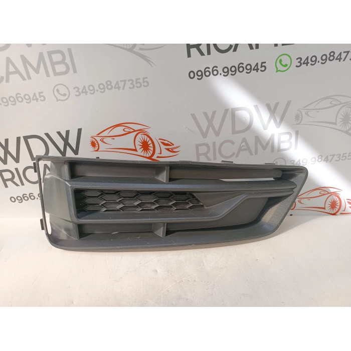 8W0807681P GRIGLIA PARAURTI ANTERIORE LATO SINISTRO AUDI A4 AVANT (B9) 3.0 TDI (2015\2019)
