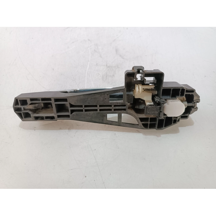 MANIGLIA ESTERNA PORTA POSTERIORE DESTRO FIAT 500L 1.6 MTJ (DAL 2012 IN POI >)