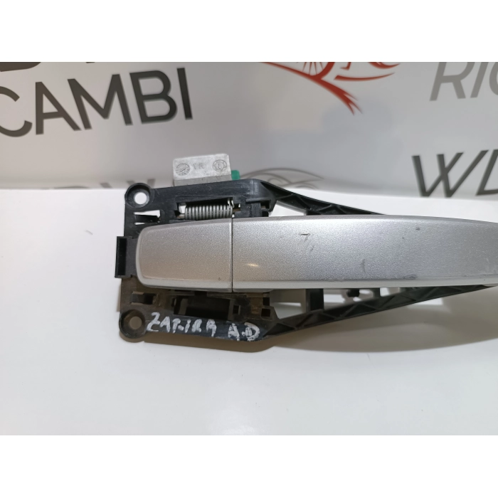 MANIGLIA ESTERNA APRI PORTA ANTERIORE DESTRO OPEL ZAFIRA B 1.9 CDTI (2005\2014)