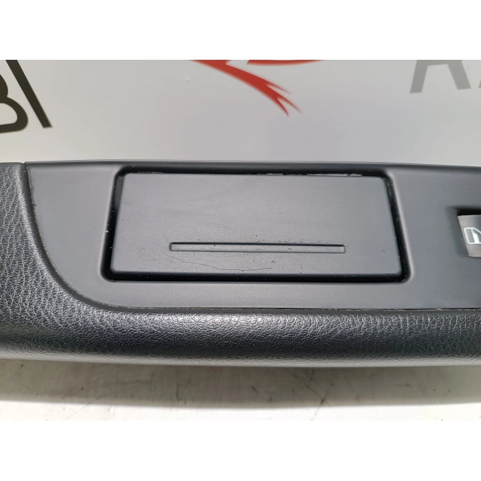 4G8857405A PULSANTE ALZAVETRO PORTA POSTERIORE SINISTRO VW TOUAREG 2° (2010\2014)