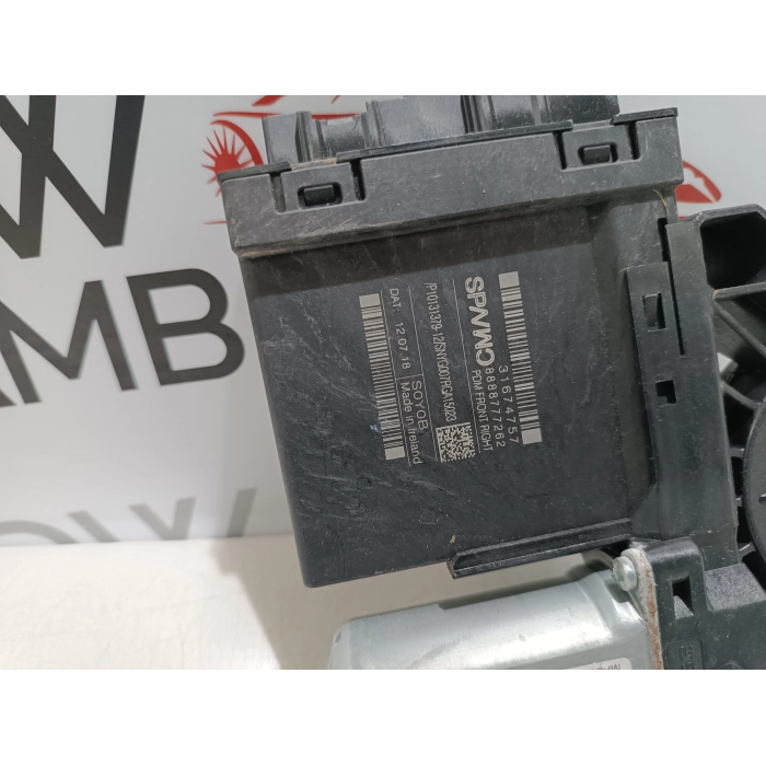 31674757 MOTORINO ALZAVETRO ANTERIORE DESTRO VOLVO V60 2° (DAL 2018 IN POI >) 8888777262