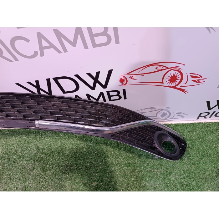 735618649 GRIGLIA PARAURTI ANTERIORE INFERIORE LANCIA YPSILON (312\319) 1.3 (2015\2021) 735618650