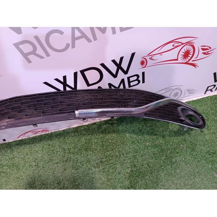 735618649 GRIGLIA PARAURTI ANTERIORE INFERIORE LANCIA YPSILON (312\319) 1.3 (2015\2021) 735618650