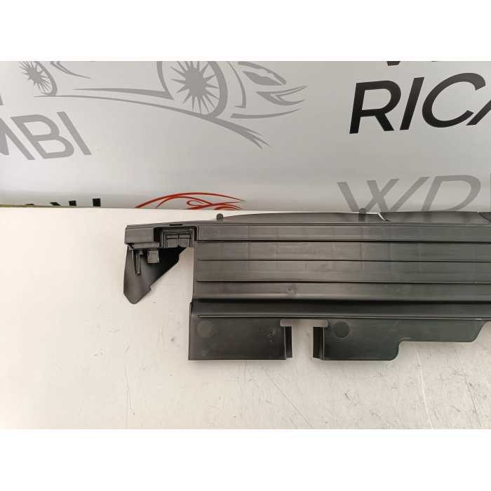 A2135050130 PANNELLO CONDOTTO ARIA MERCEDES CLASSE E (W213) (DAL 2016 IN POI >) NUOVO