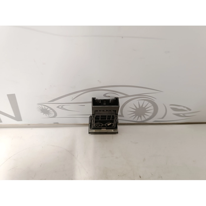 PULSANTE INTERRUTTORE FENDINEBBIA FARETTI HYUNDAI GETZ 1.3 (2002\2011)