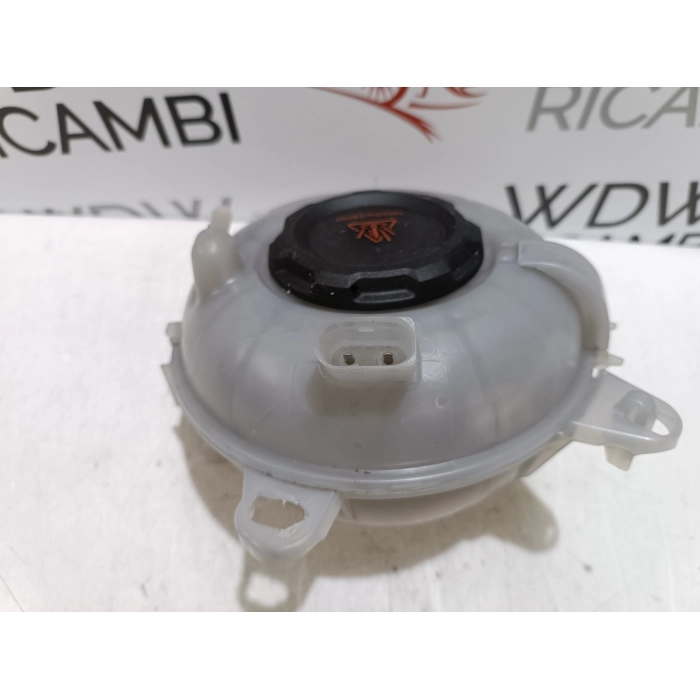 5Q0121407M VASCHETTA CONTENITORE ACQUA AUDI Q3 2° (DAL 2018 IN POI >) 2.0 TDI