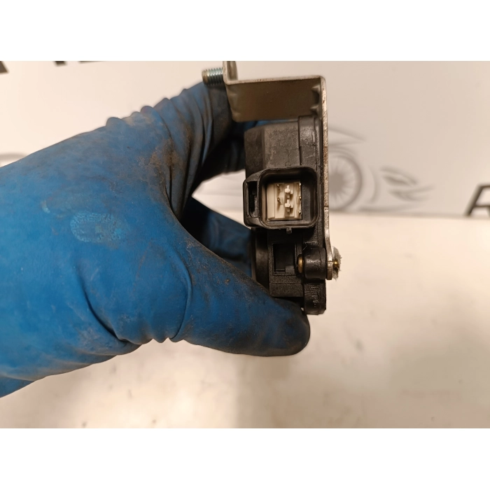 95750-1C000 MOTORINO ATTUATORE SERRATURA PORTELLONE HYUNDAI GETZ (2002\2008)