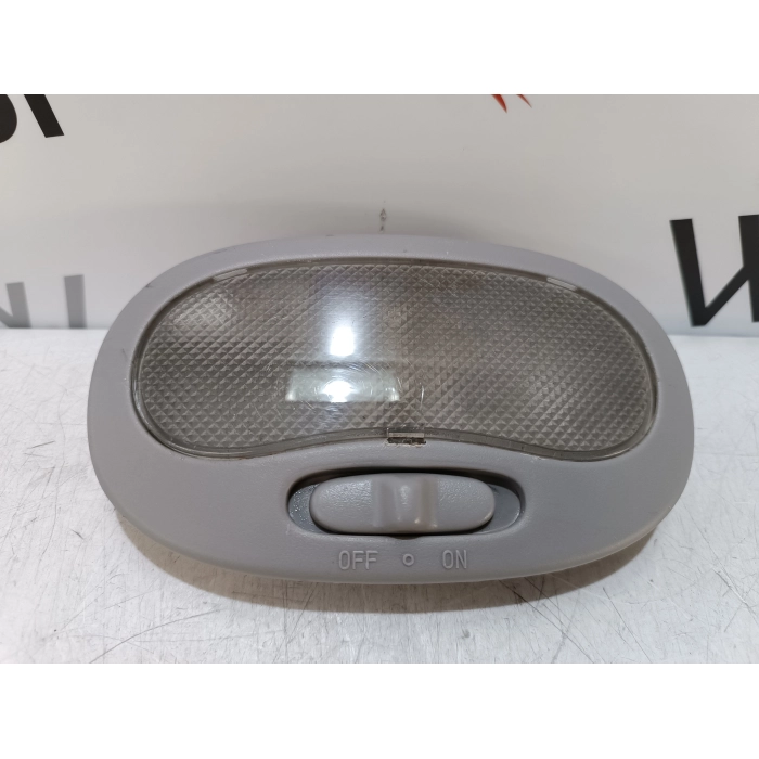 96314278 PLAFONIERA LUCE ABITACOLO INTERNA ANTERIORE DAEWOO MATIZ 1° (1998\2005)