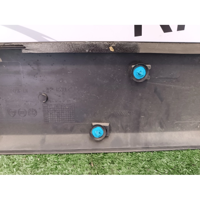735523011 MODANATURA PORTA POSTERIORE DESTRO FIAT PANDA (312\319) (DAL 2012 IN POI >)