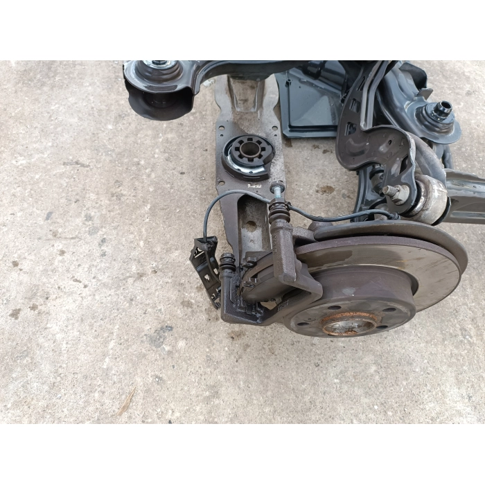 2463504101 PONTE ASSALE POSTERIORE POST MERCEDES CLASSE A W176 1.5 DIESEL (2012\2015) 2464101