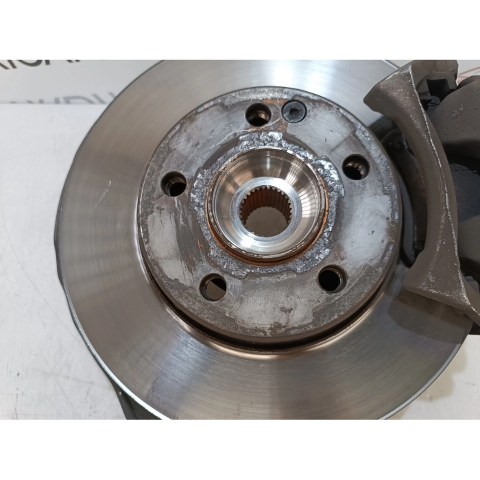 FUSELLO MOZZO MONTANTE ANTERIORE DESTRO MERCEDES CLASSE A W176 1.5 CDI (2012\2015)