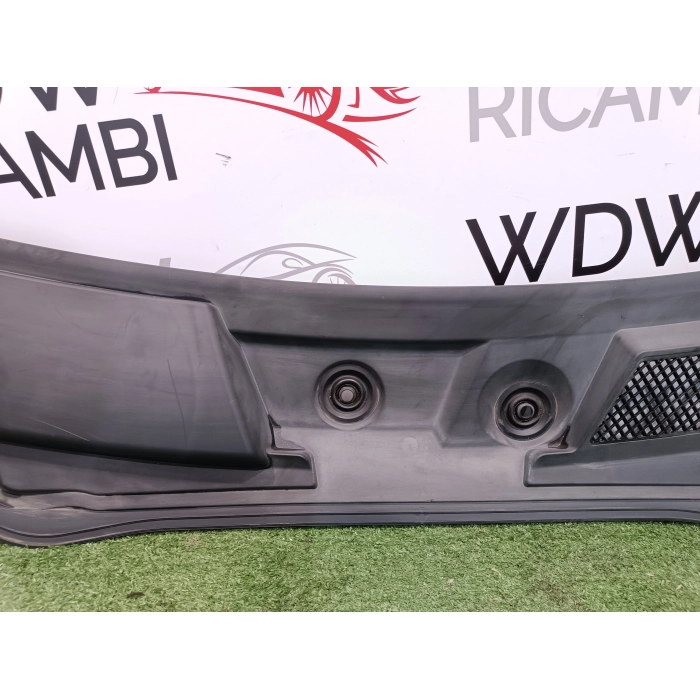 A1768300013 GRIGLIA PARABREZZA ANTERIORE GOCCIOLATOIO MERCEDES CLASSE A W176 (2012\2015)