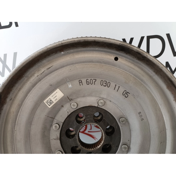 A6070301105 VOLANO MOTORE CAMBIO AUTOMATICO MERCEDES CLASSE A W176 1.5 CDI (2012\2015)