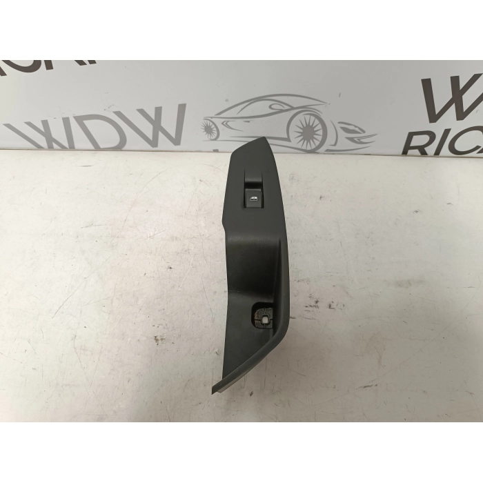6XP89TRMAB PULSANTE ALZAVETRO POSTERIORE DESTRO SX JEEP COMPASS 2021 - 2024 00609633320