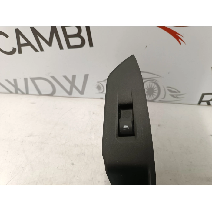 6XP89TRMAB PULSANTE ALZAVETRO POSTERIORE DESTRO SX JEEP COMPASS 2021 - 2024 00609633320