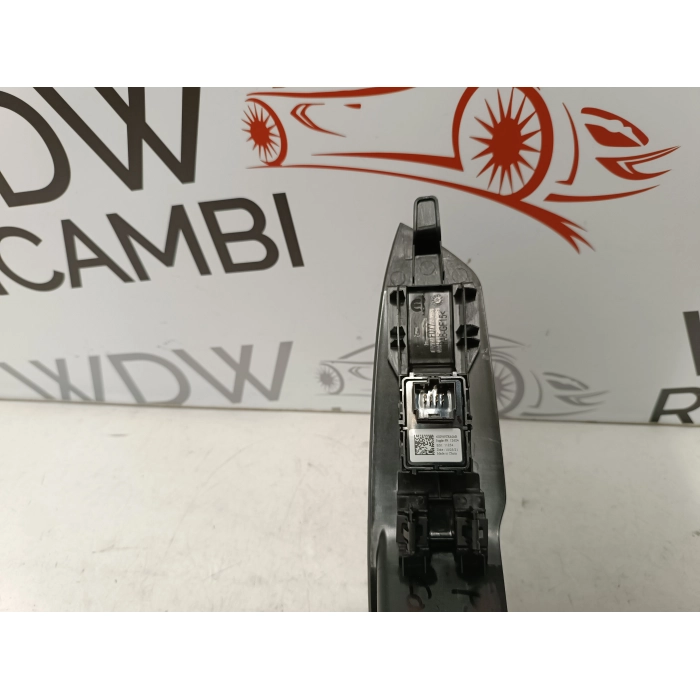 6XP89TRMAB PULSANTE ALZAVETRO POSTERIORE DESTRO SX JEEP COMPASS 2021 - 2024 00609633320