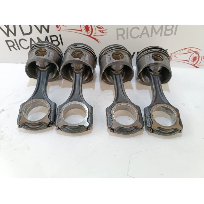 KIT 4 PISTONI PISTONE + BIELLA MERCEDES CLASSE C W204 220 CDI 170CV (2007\2011) 646811