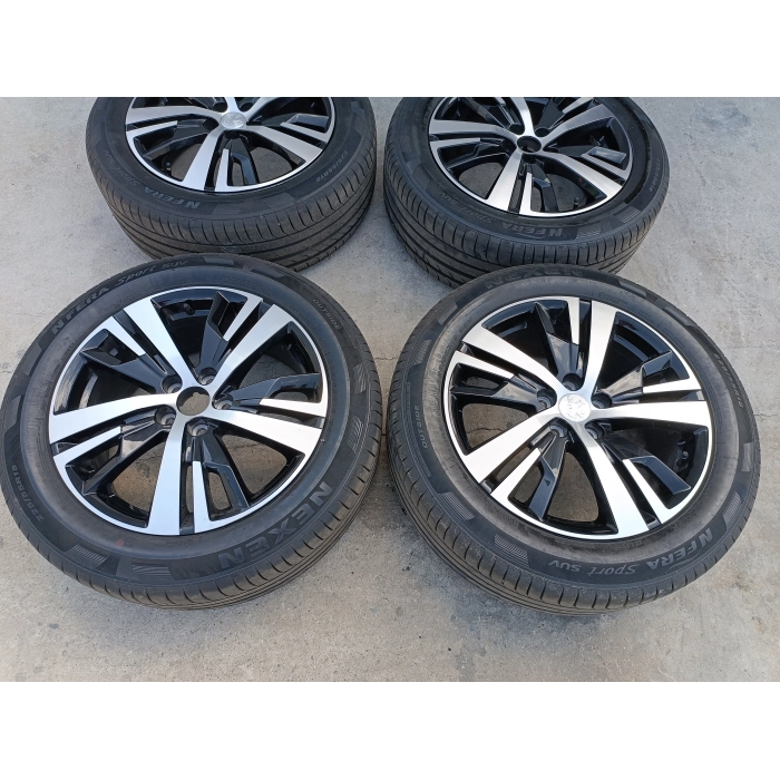 9809687377 4 CERCHI IN LEGA DA 18 CON GOMMA PEUGEOT 5008 GT LINE 1.5 2020\2023