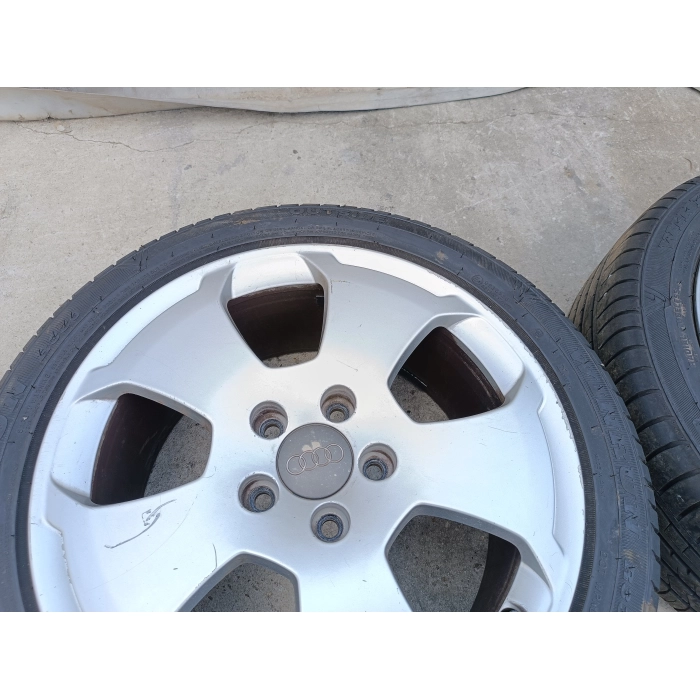 8P0601025C 4 CERCHI IN LEGA DA 17 CON GOMMA AUDI A3 8P 2.0 TDI 2003\2007 7.5JX17H2 ET56