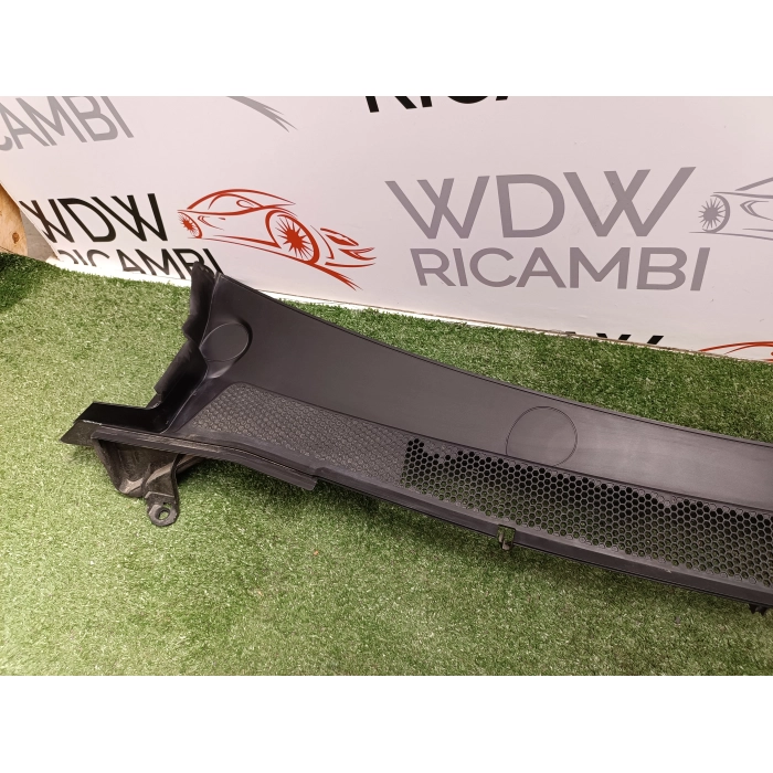 98347052XT GOCCIOLATOIO COMPLETO PARABREZZA PEUGEOT 5008 GT LINE 1.5 2020\2023 98362005XT