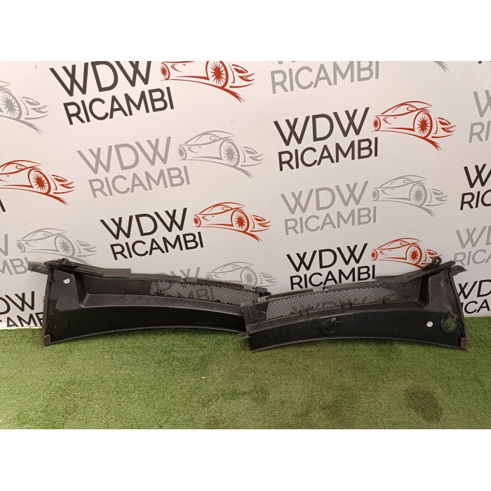 98347052XT GOCCIOLATOIO COMPLETO PARABREZZA PEUGEOT 5008 GT LINE 1.5 2020\2023 98362005XT
