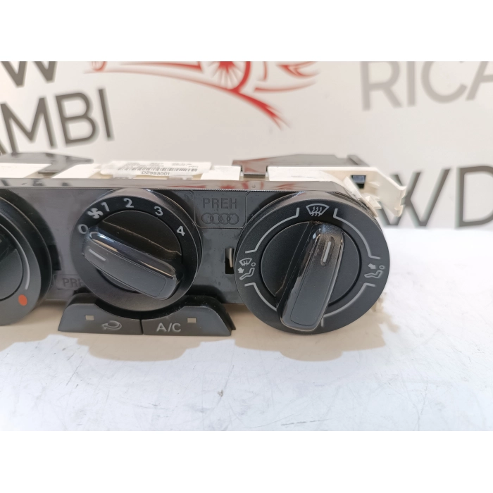 8XA820045 CENTRALINA GRUPPO COMANDI CLIMA A\C AUDI A1 1.4 TDI S LINE (2015\2018)