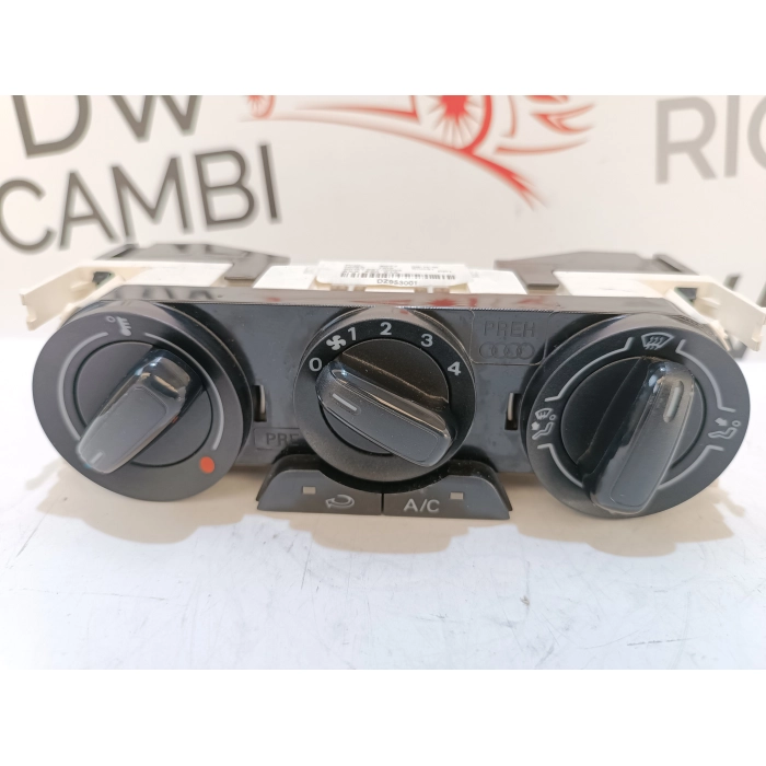8XA820045 CENTRALINA GRUPPO COMANDI CLIMA A\C AUDI A1 1.4 TDI S LINE (2015\2018)