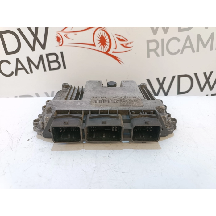 8200527725 CENTRALINA ECU MOTORE BOSCH RENAULT SCENIC 1.9 DCI (2003\2009) 8200527756 0281012589