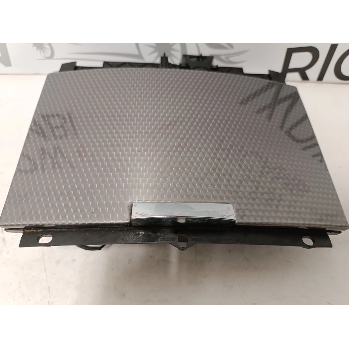 7L6857961B CASSETTO VANO PORTAOGGETTI CENTRALE VW TOUAREG (2002\2007)