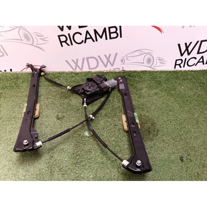 2Q1959405E ALZAVETRO MOTORINO ANTERIORE SINISTRO VW POLO (AW1 \ F) DAL 2017 IN POI >