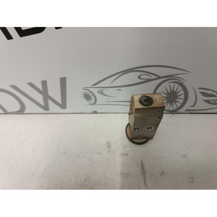 F108007AA ALETTROVALVOLA TUBO TUBI ARIA CONDIZIONATA CLIMA HYUNDAI I10 1.1 (2007\2010)