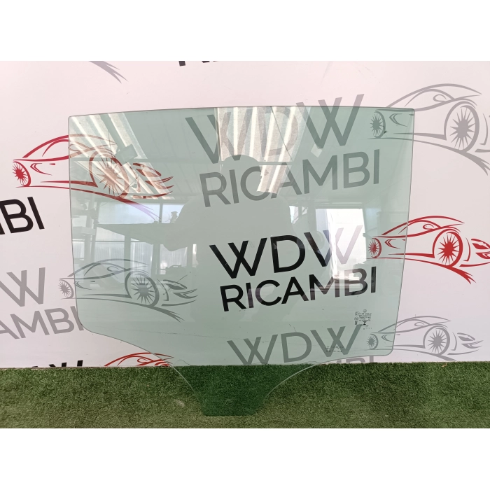 VETRO SCENDENTE POSTERIORE DESTRO POST DX MERCEDES GLA H247 2020\2025 A2477357400