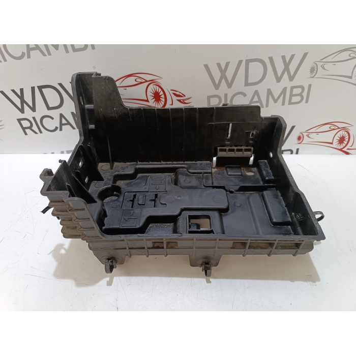 9676054080 SUPPORTO ALLOGGIO BATTERIA CITROEN C3 3° 1.2 (2016\2020)
