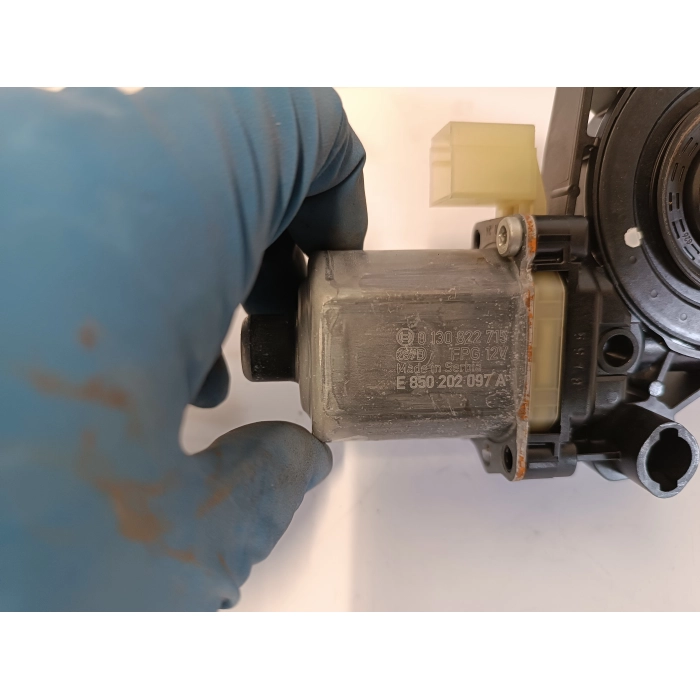 5Q0959801A - 0130822715 MOTORINO ALZAVETRO ANTERIORE SINISTRA SX VW GOLF 8 8.5