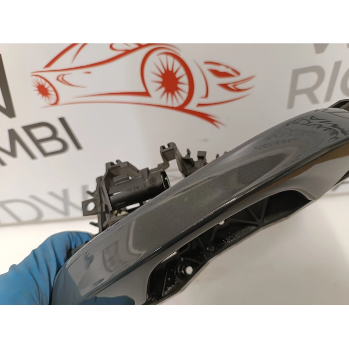 5H0837885C - 5H0837205F MANIGLIA ESTERNA PORTA POSTERIORE SINISTRA VW GOLF 8 8.5 2020-2025