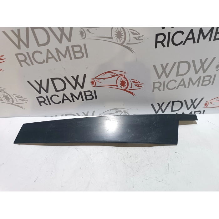 A2046902687 RIVESTIMENTO PORTA ANTERIORE DESTRO MERCEDES CLASSE C W204 2007\2011