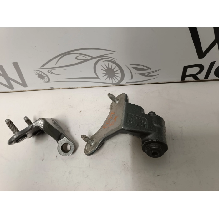 CERNIERE CERNIERA PORTIERA PORTA POSTERIORE DESTRA MERCEDES CLASSE C W204